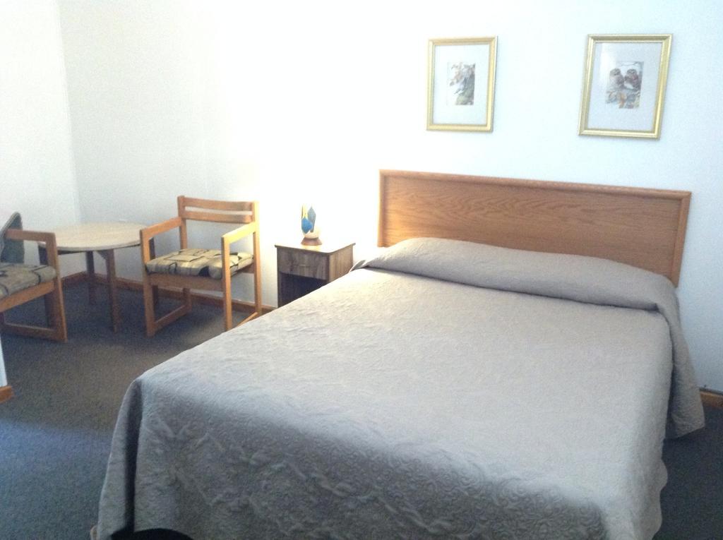 Cedar Vista Motel トバーモリー 部屋 写真
